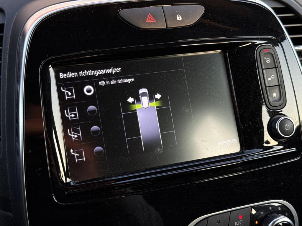 Renault Captur 0.9 tce intens | led | navi | camera | trekhaak | pdc | keyl