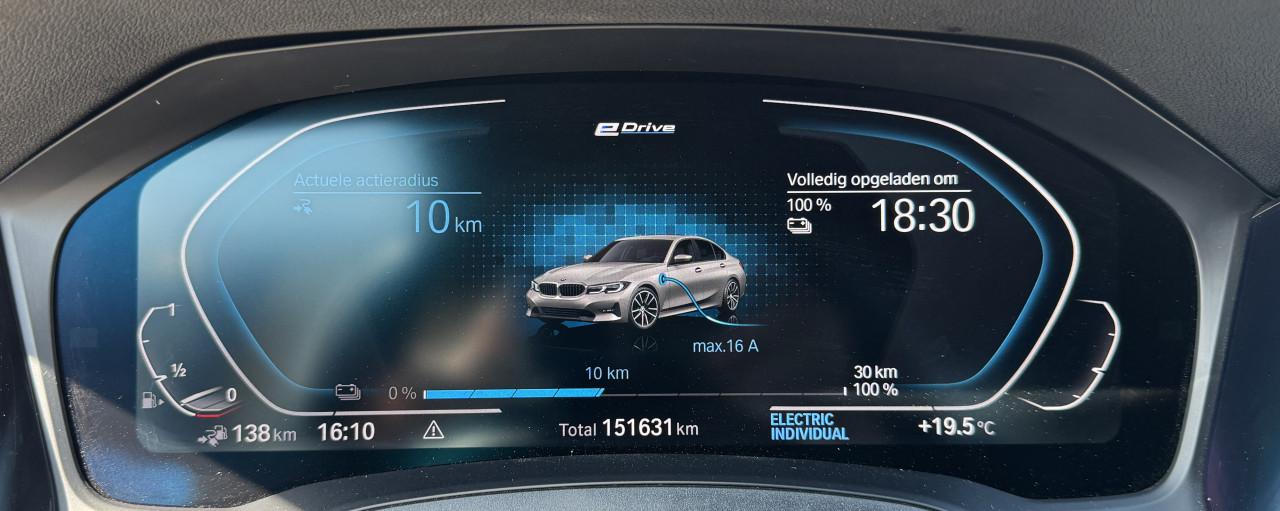 BMW 330e High Executive | 2 jr. Gratis Onderhoud | Leder |  LED