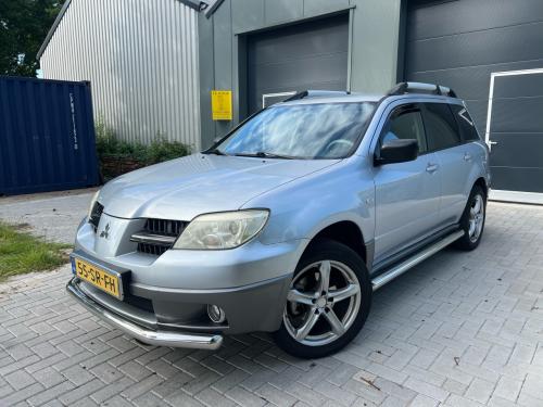 Mitsubishi Outlander Sport 2.0 Invite +