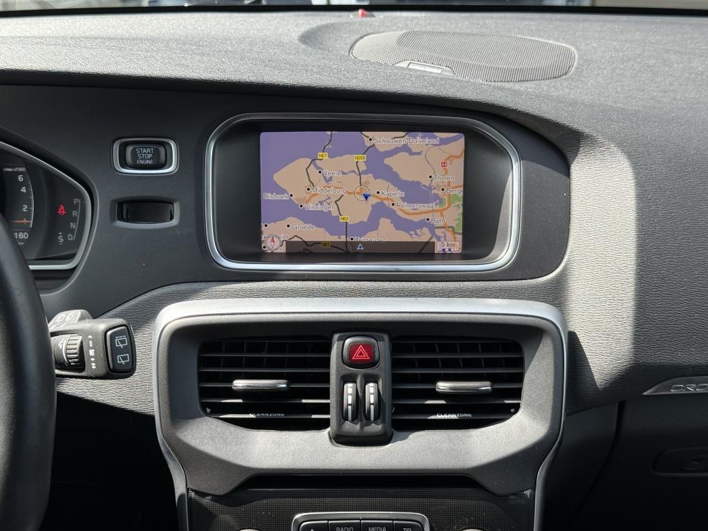 Volvo V40 cross country t3 153pk aut6 polar+ luxury| leder|pano| camera| tr