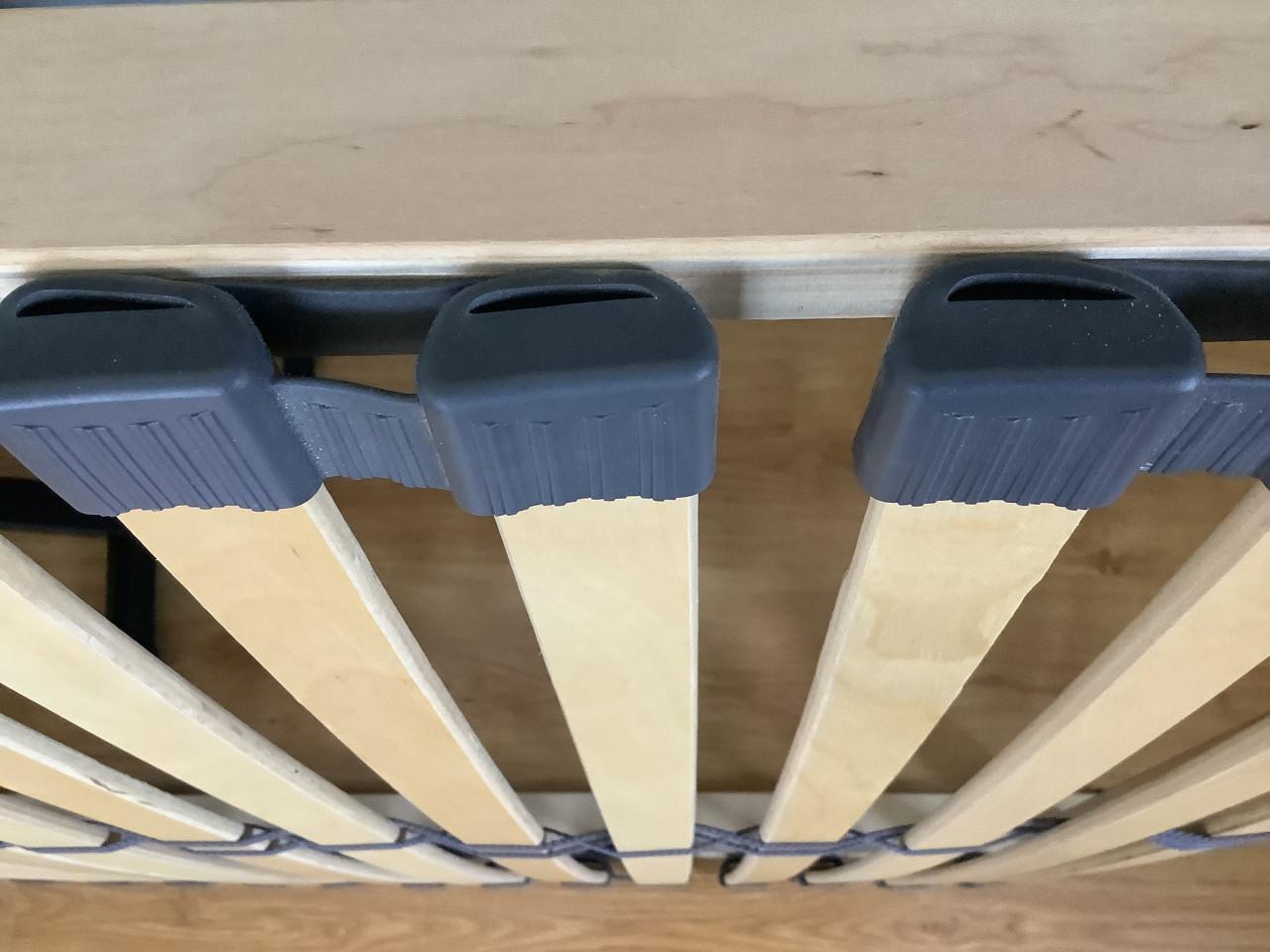 Lattenbodem bed 210 * 90 cm