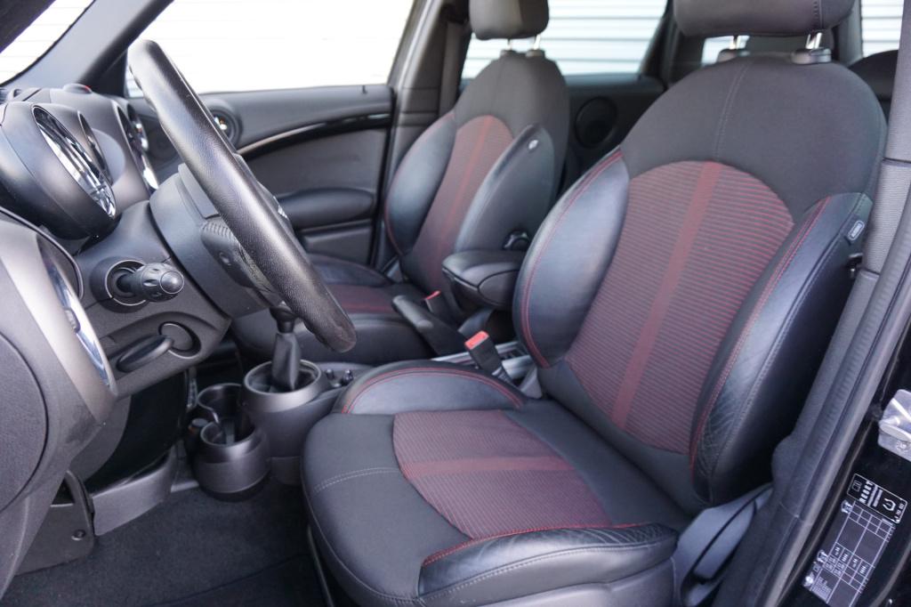 Mini Countryman mini 1.6 one business line airco / navi / cruise / parkeers