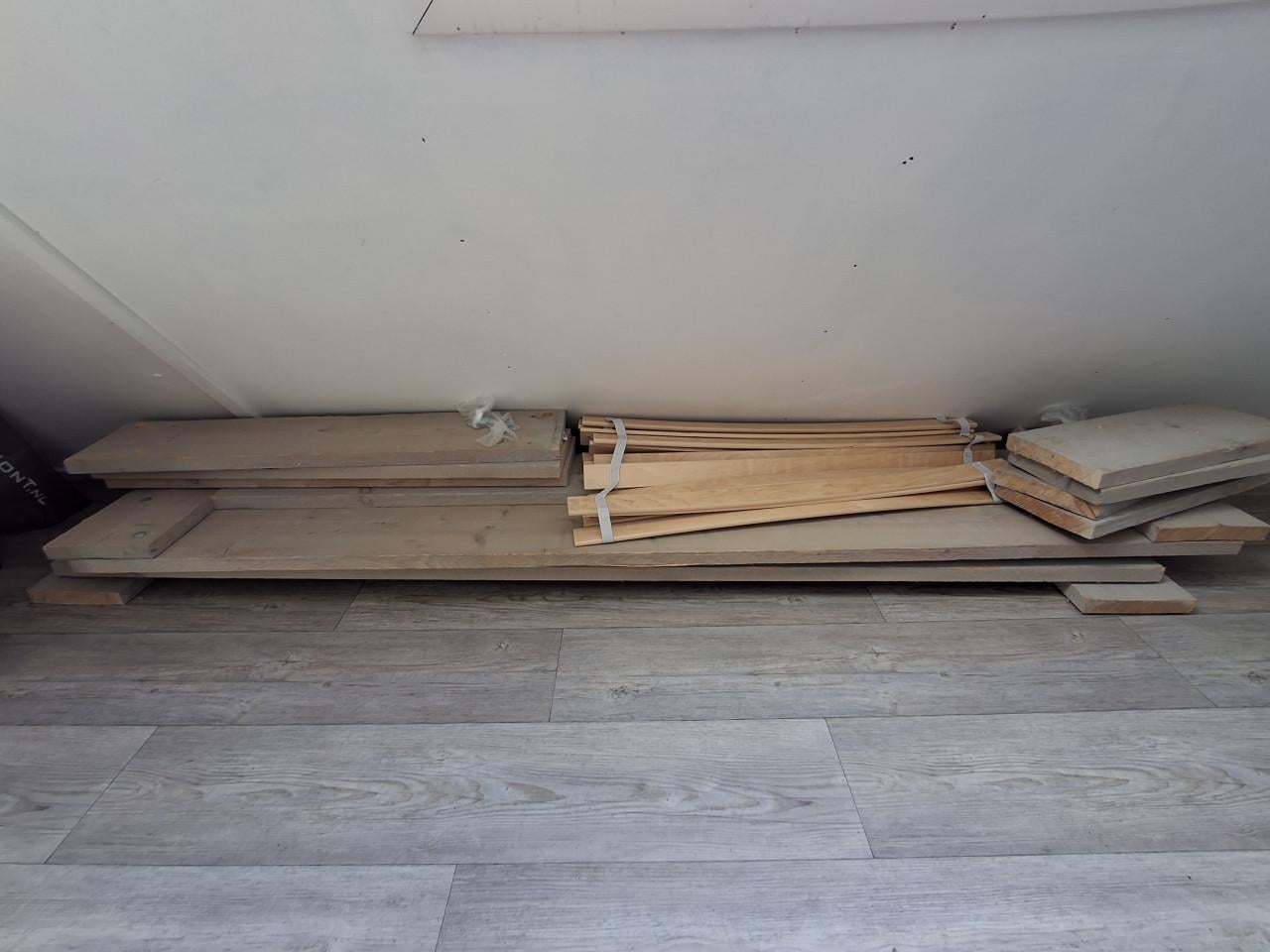 Steigerhout bed