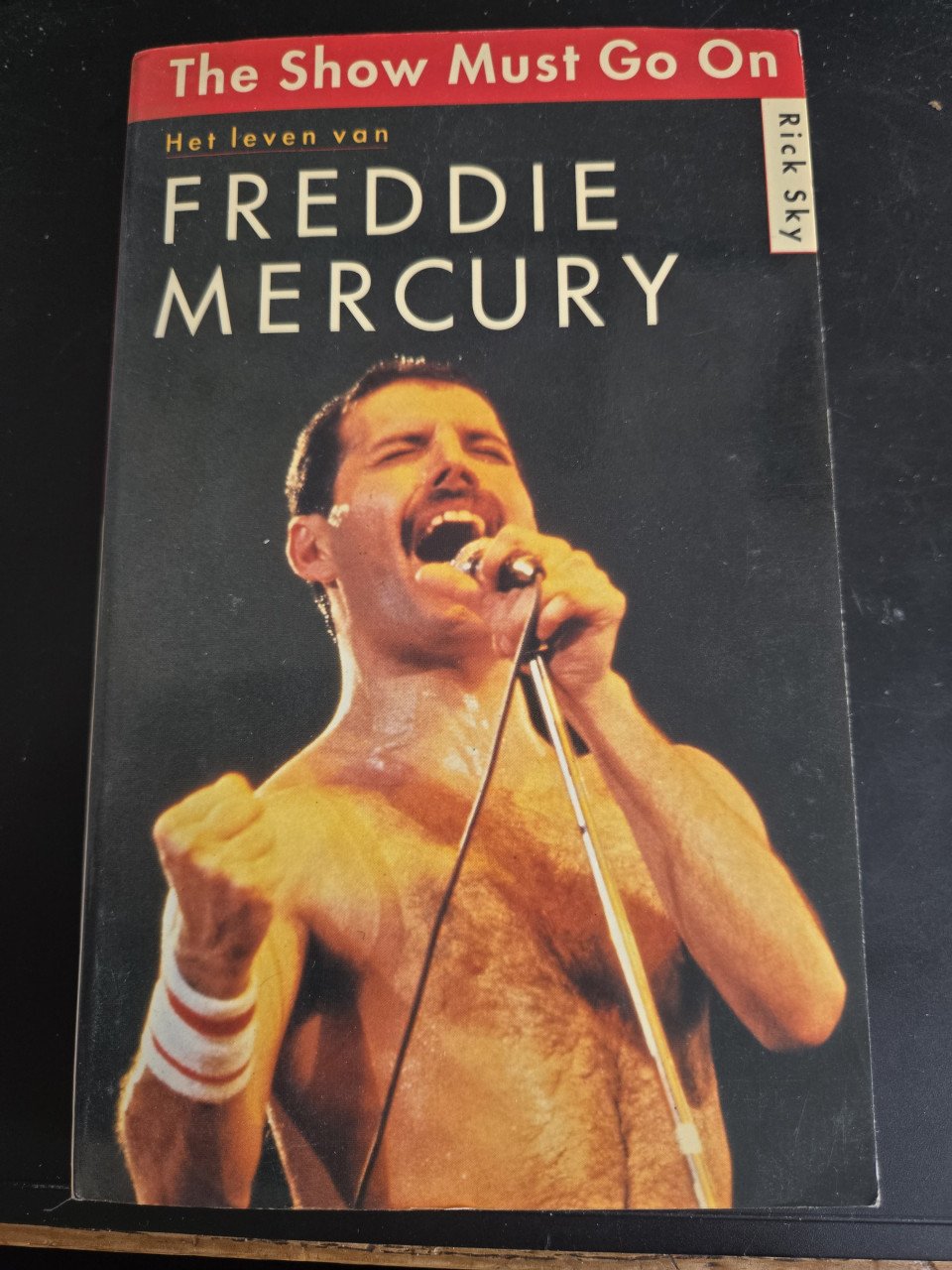 Boek: Het leven van Freddie Mercury