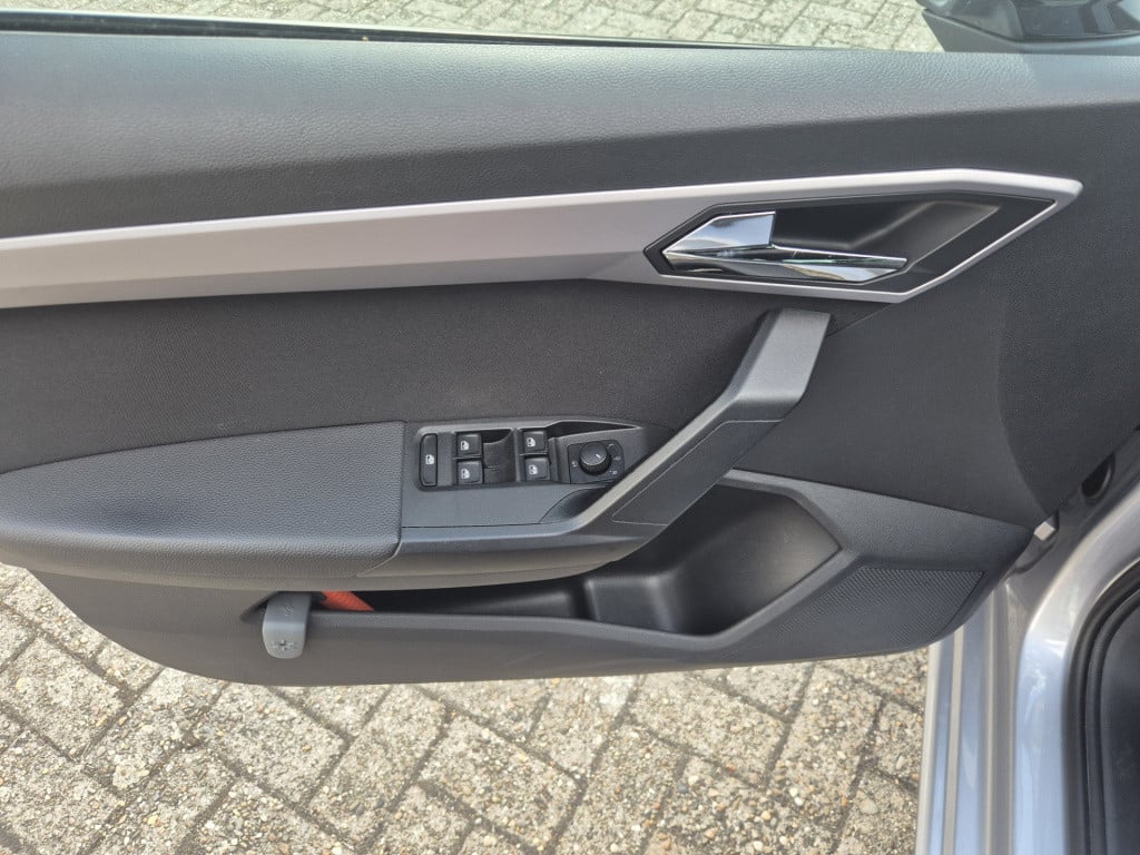 Seat Ibiza 1.0 tsi 70kw / 95 pk fr business intense 5-drs