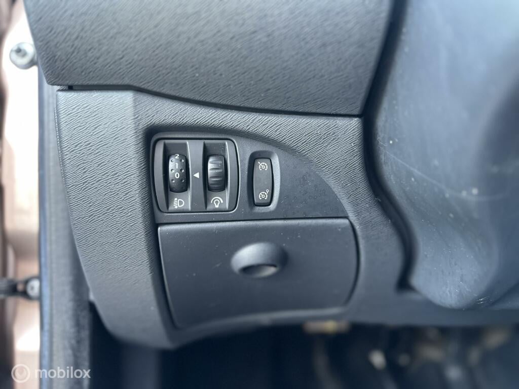 Renault Twingo 1.2-16V Miss Sixty kmst166.634 Nap BJ2011