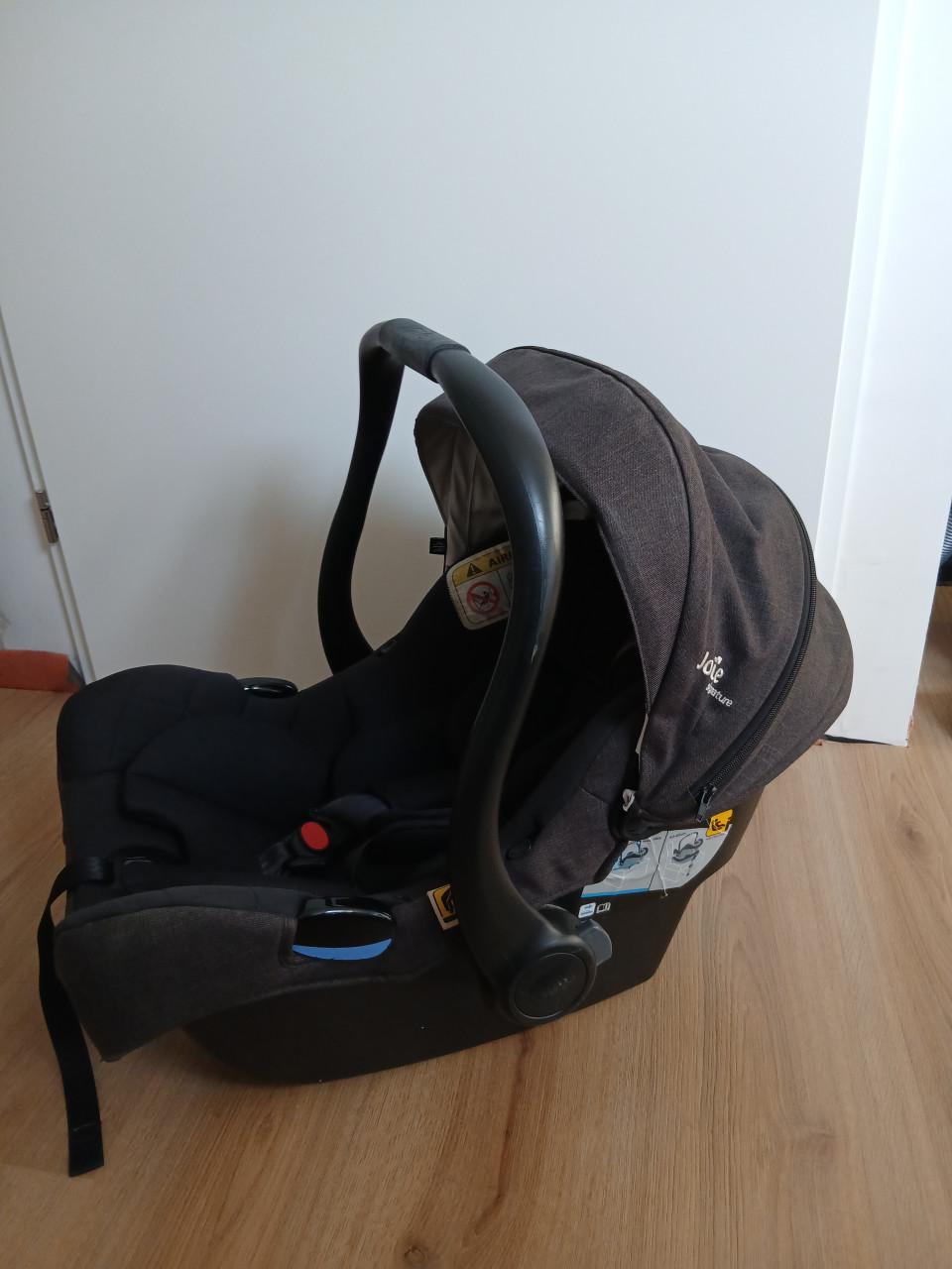 Maxicosi Joie plus isofix