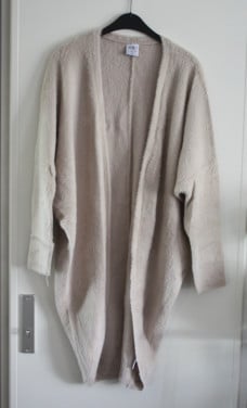 Beige dikke vest maat m