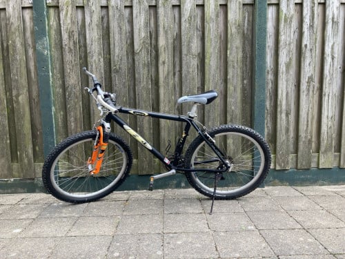 Mountainbike te koop