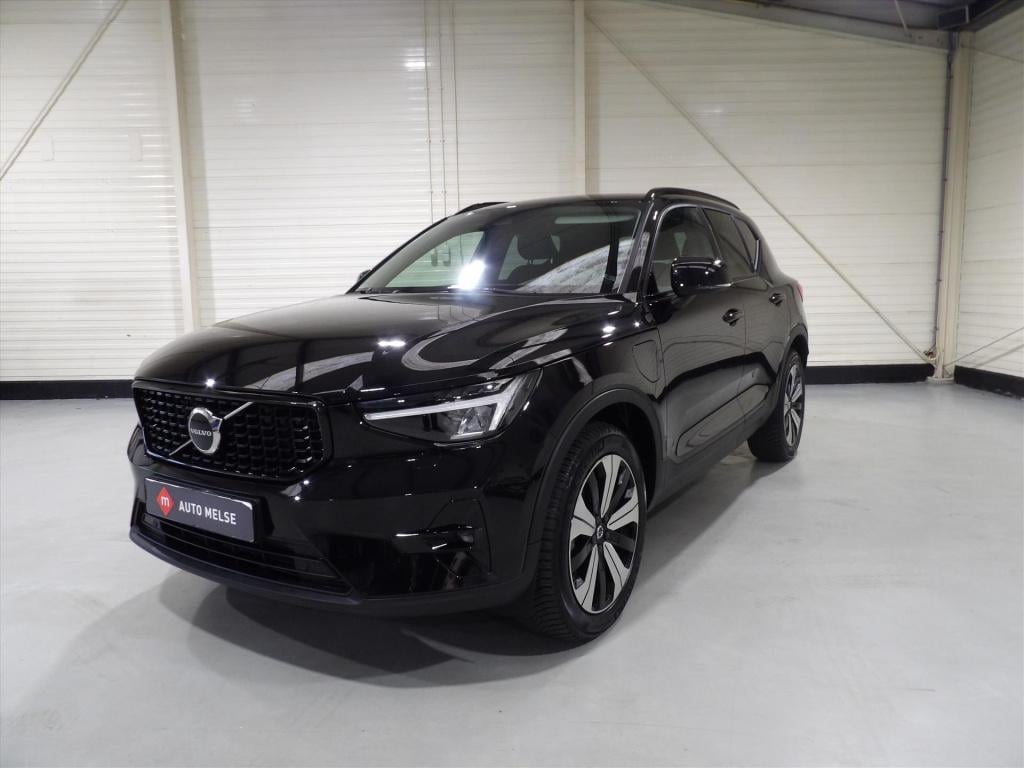Volvo XC40 t5 plug-in hybrid 262pk aut plus dark