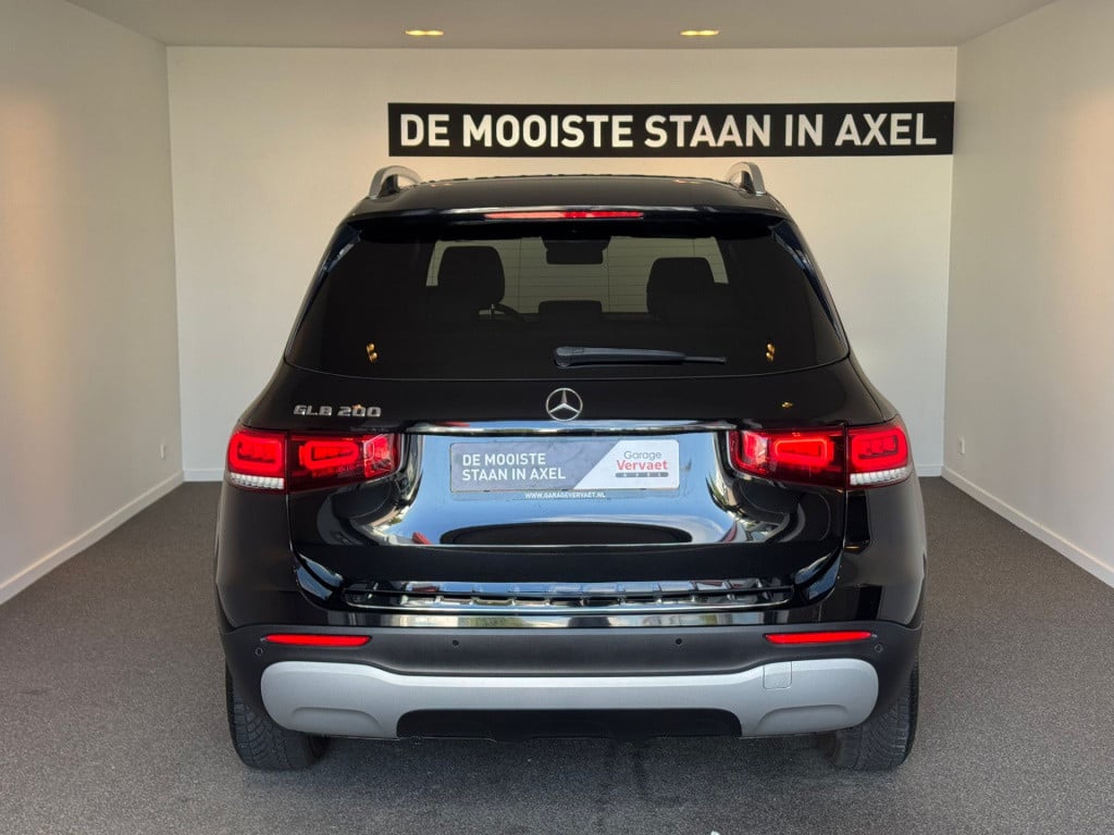 Mercedes-Benz Glb 200 business solution