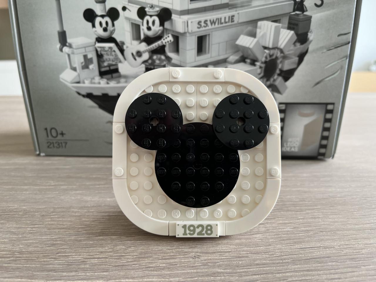 LEGO 21317 Steamboot Willy