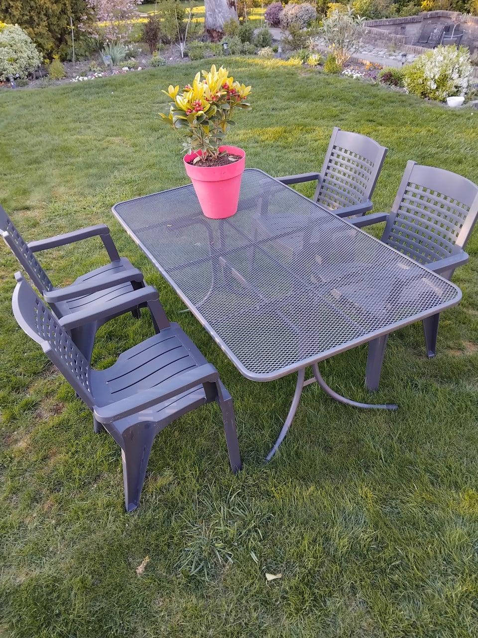 Tuinset tafel met stoelen