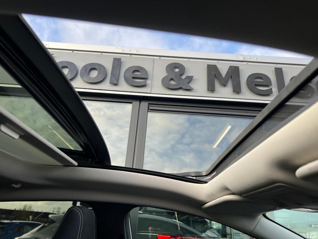 Ford Puma 125pk ecoboost automaat titanium, panodak