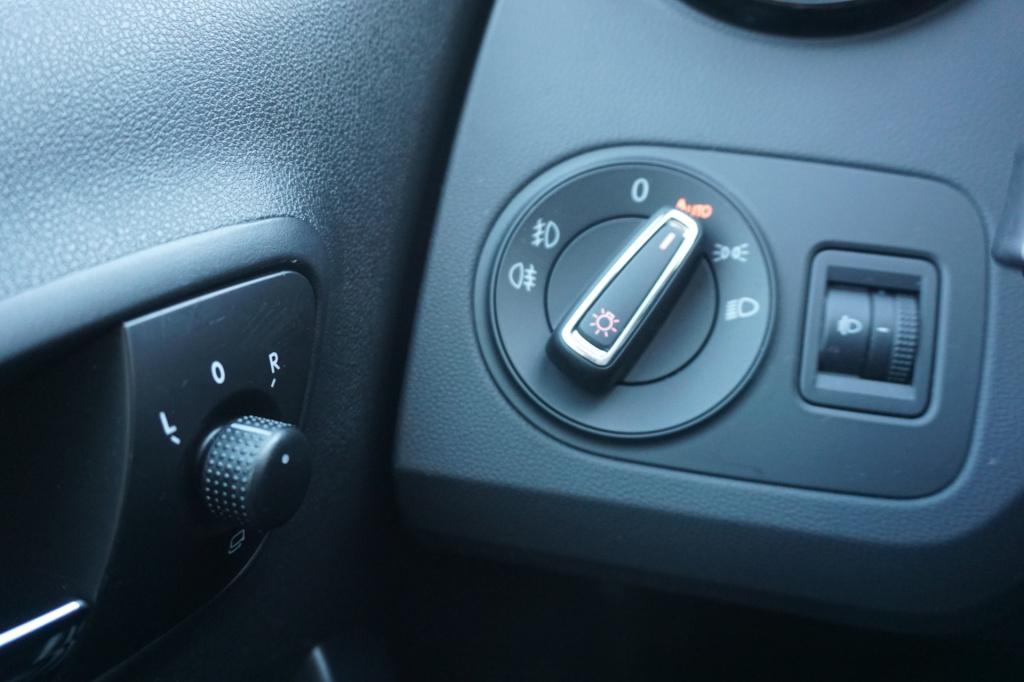 Seat Ibiza st 1.0 ecotsi style connect airco / navi / cruise / parkeersens.