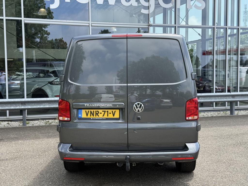 Volkswagen Transporter 2.0 tdi l1h1 28 | led | trekhaak | navi | carplay | 
