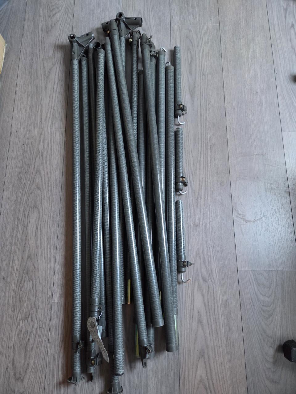 Isabella ambassador crown voortent