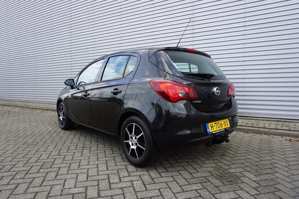 Opel Corsa-e opel corsa-e airco / elektr. ramen / trekhaak / lm velgen