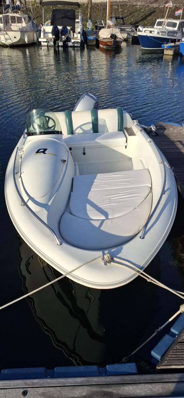 Quicksilver 425 inclusief trailer