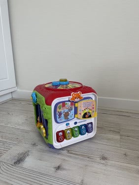 V tech speelkubus