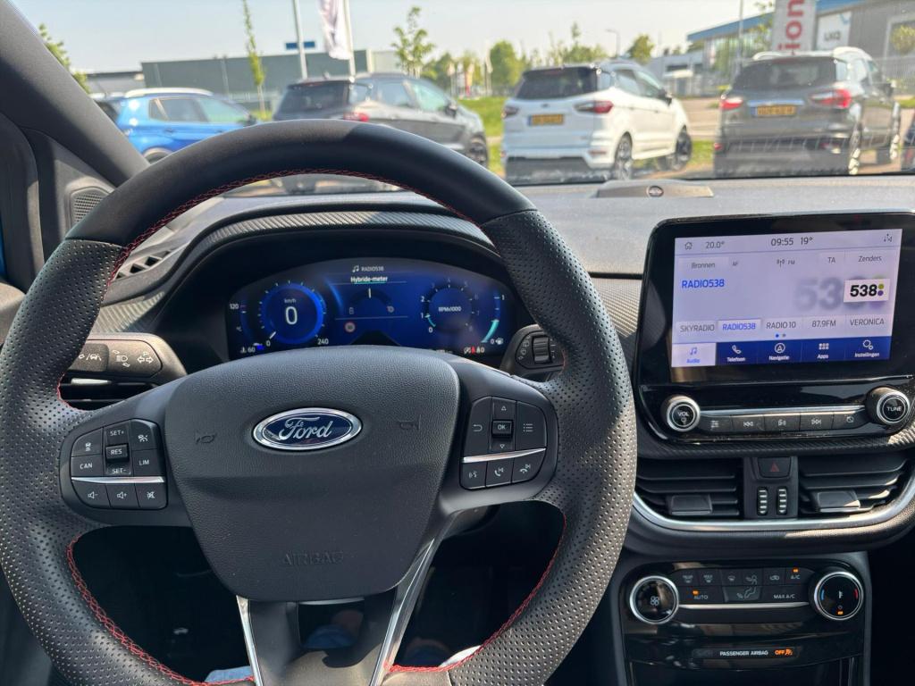 Ford Puma 1.0i ecoboost hybrid 125pk st-line x | adaptive cc panoramadak | 