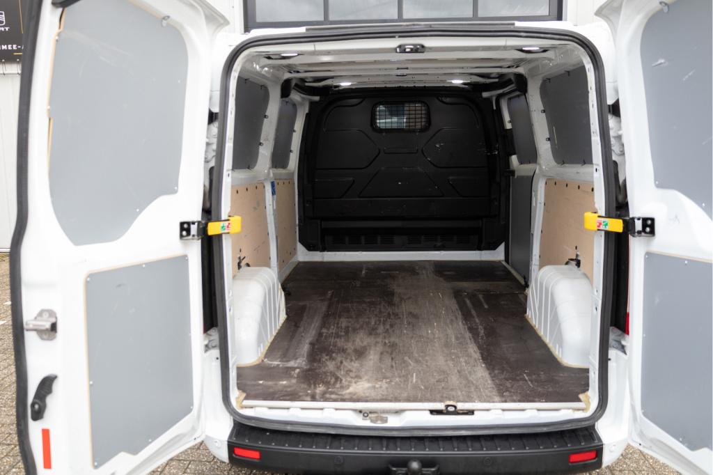Ford Transit Custom 300 2.0 tdci l2h1 trend cam i trekhaak i nav i stoelver