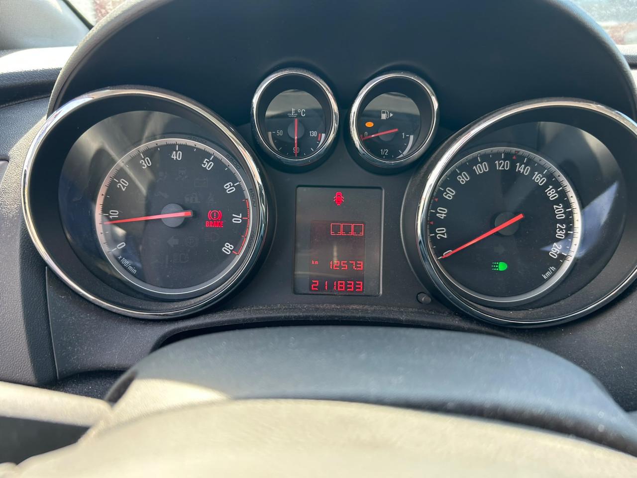 Opel Astra 1.4 Turbo Edition Airco Cruise 17" LM Regensensor Opel Eye APK