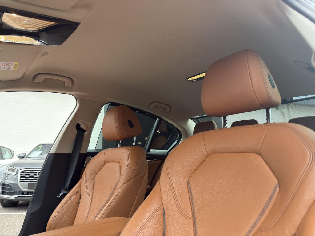 BMW 5 Serie 530e iperformance | sport line | leder cognac | electr.zonnesch