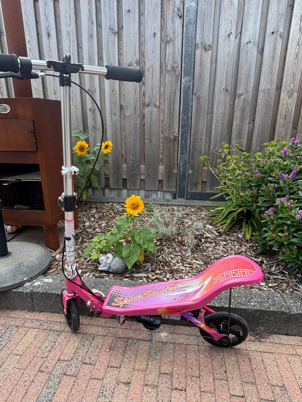 Spacescooter roze. inklapbaar en veelzijdig!