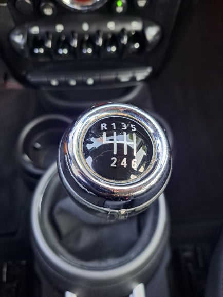 Te koop Mini Countryman van bouwjaar 2010   (€. 7.000,-- ZO MEENEEMPRIJS)