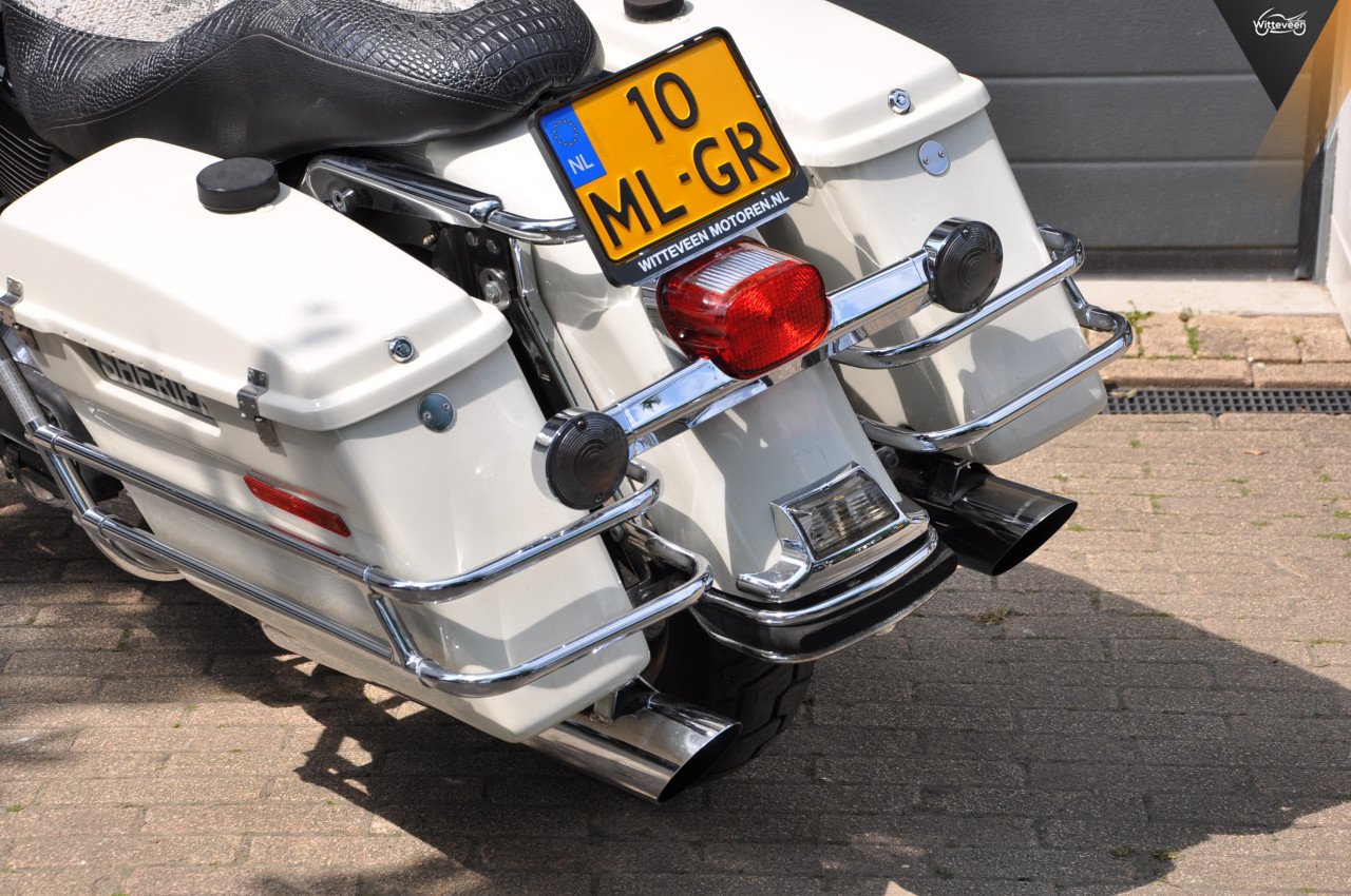 Harley-Davidson FLHRP Road King Police