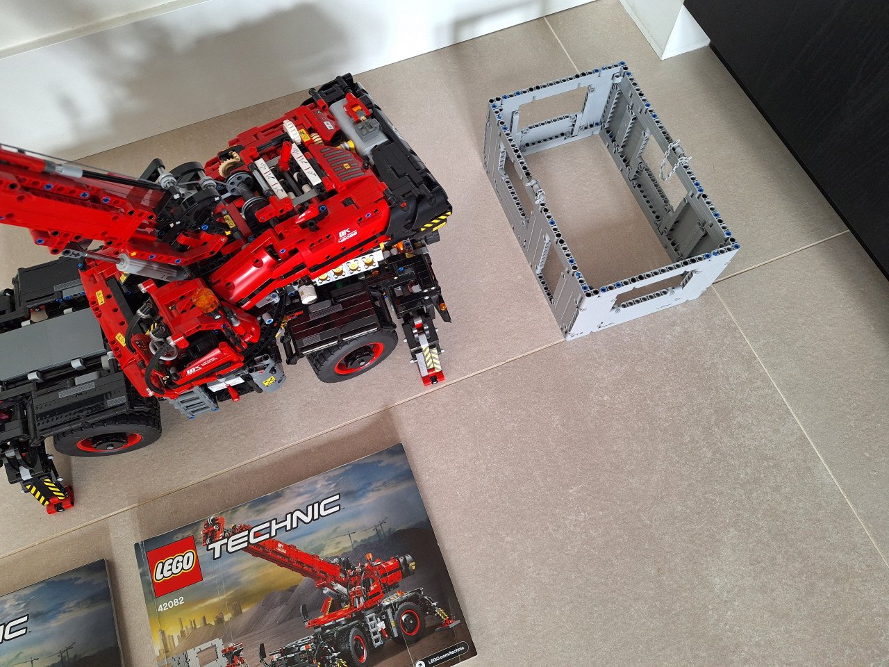 LEGO Technic 42082 – Rough Terrain Crane