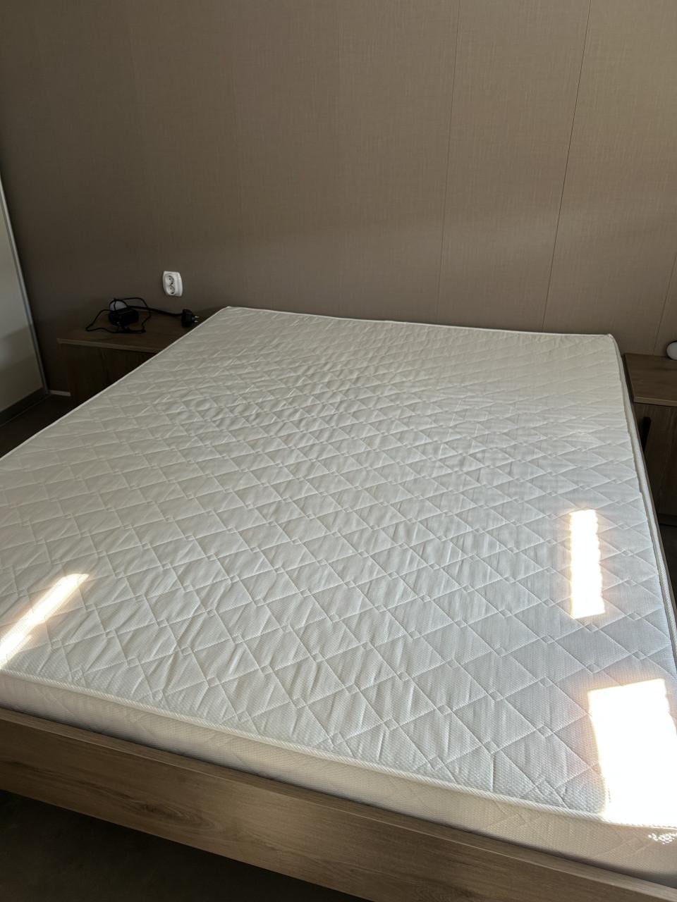 Matras chalet 160/200