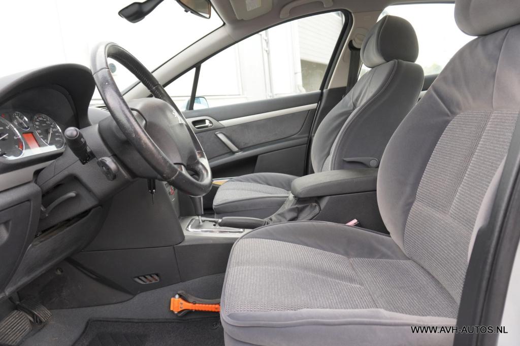 Peugeot 407 2.0-16v xr pack automaat