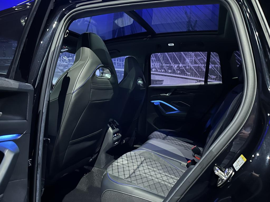 Volkswagen Tiguan 1.5 etsi r-line business *standkachel*pano*trekhaak*harma