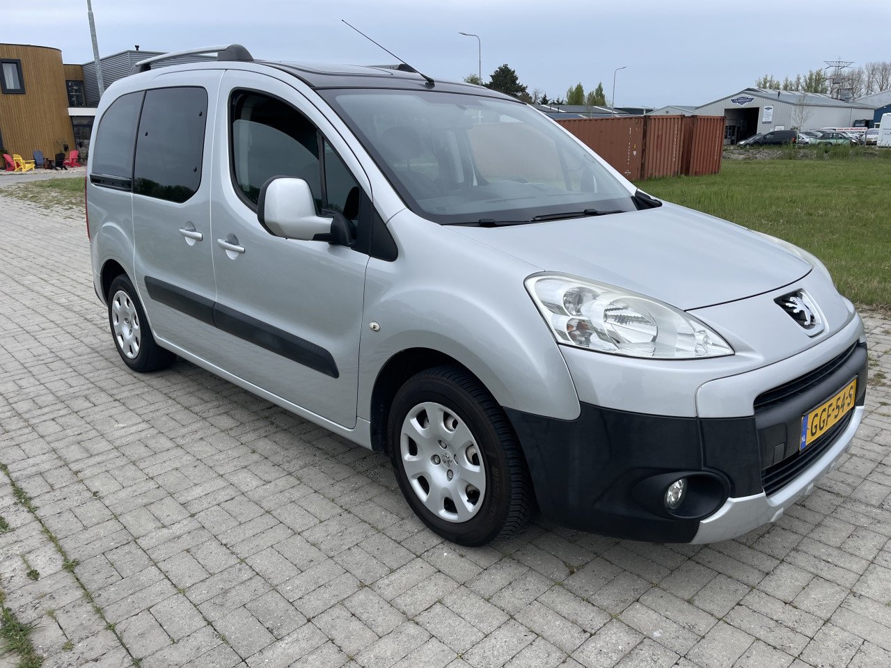 Peugeot partner 1.6 tepee 5 zits 97000 km