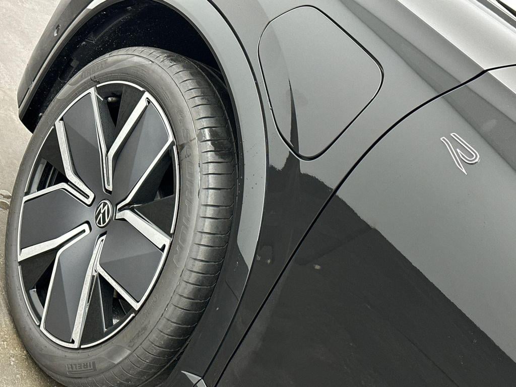 Volkswagen Tiguan r-line edition plug in hybride 204 pk black style pakket
