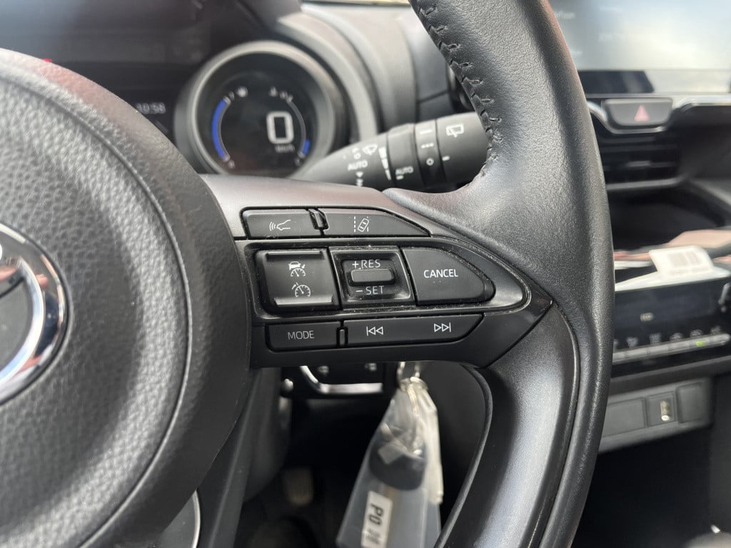 Toyota Yaris Cross 1.5 hybrid comfort | carplay | camera | acc | climate