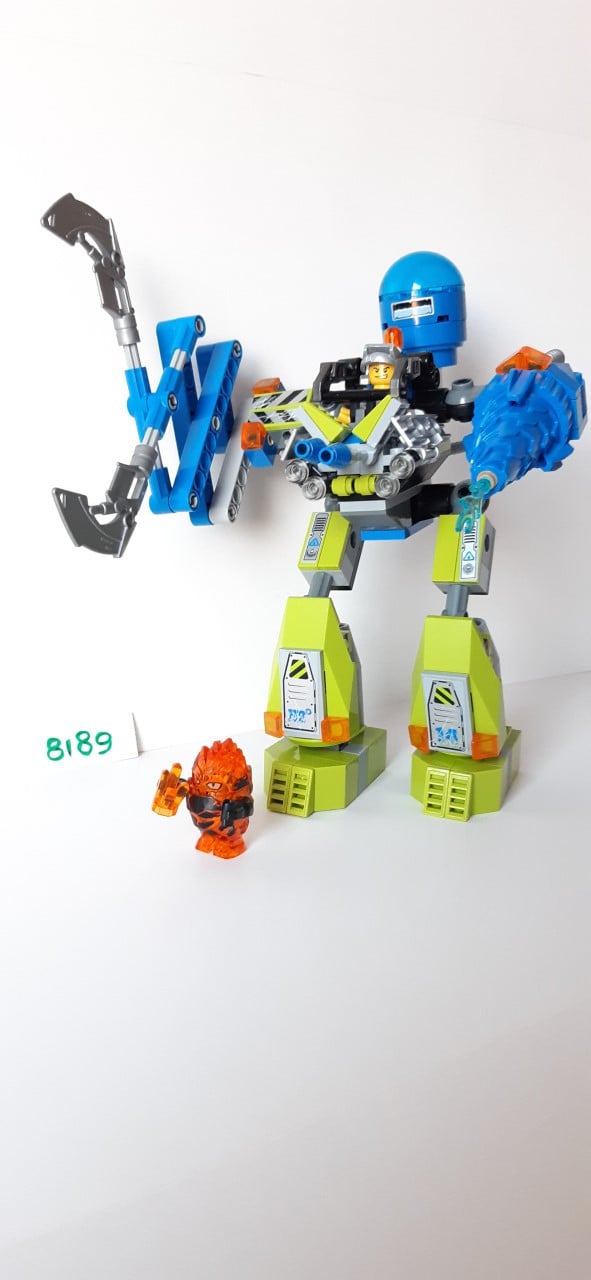 Lego Power Miners 8189: Rock monster Firax en Magma Mech