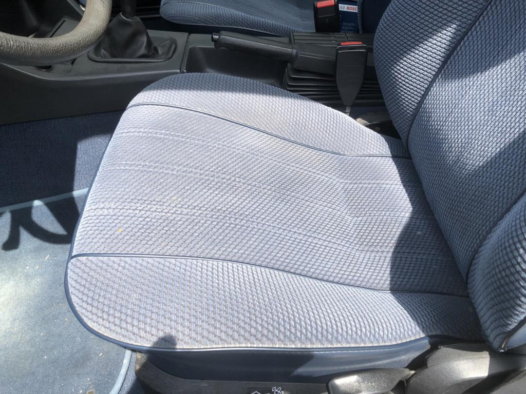 BMW 3-serie 318i 90pk sedan e30