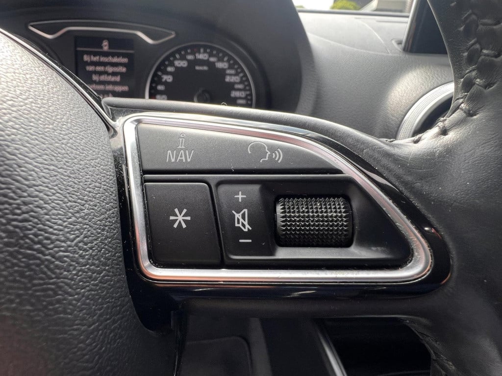 Audi A3 limousine 1.4 tfsi cod ambition pro line plus automaat, navi enz...