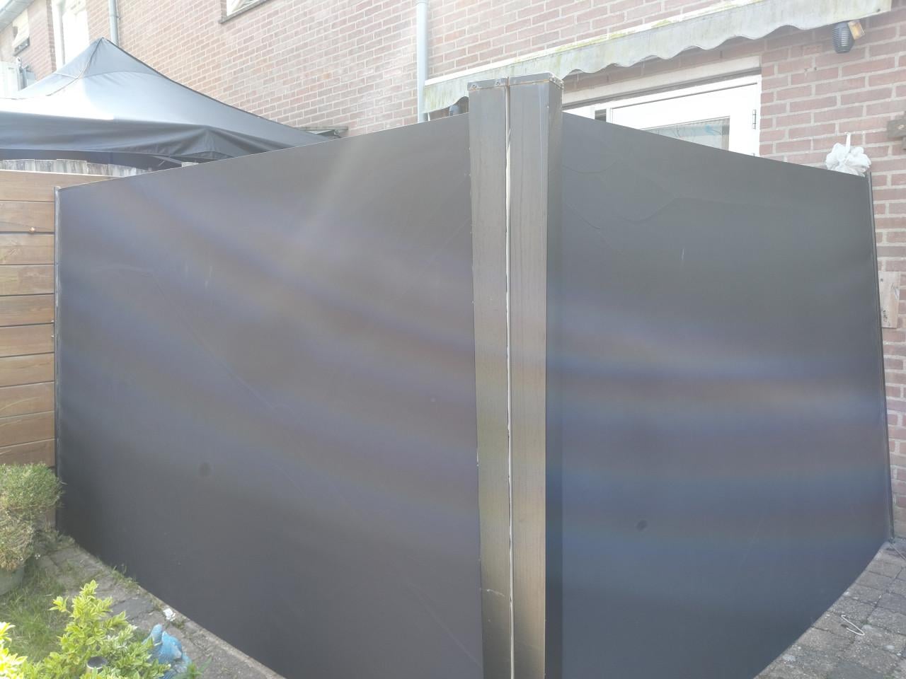 Uitschuifbaar windscherm