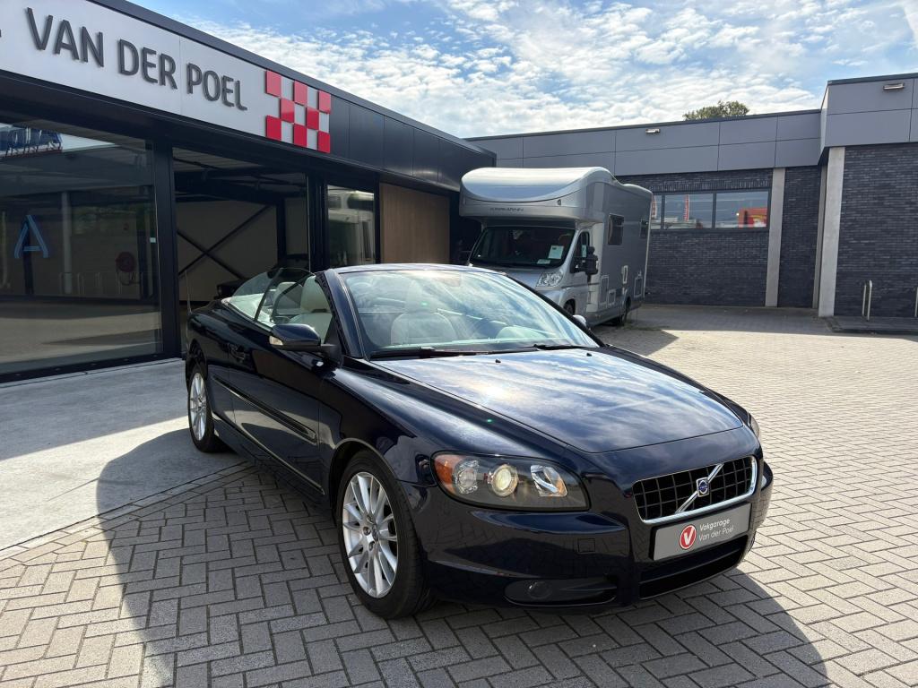 Volvo C70 convertible 2.4 momentum