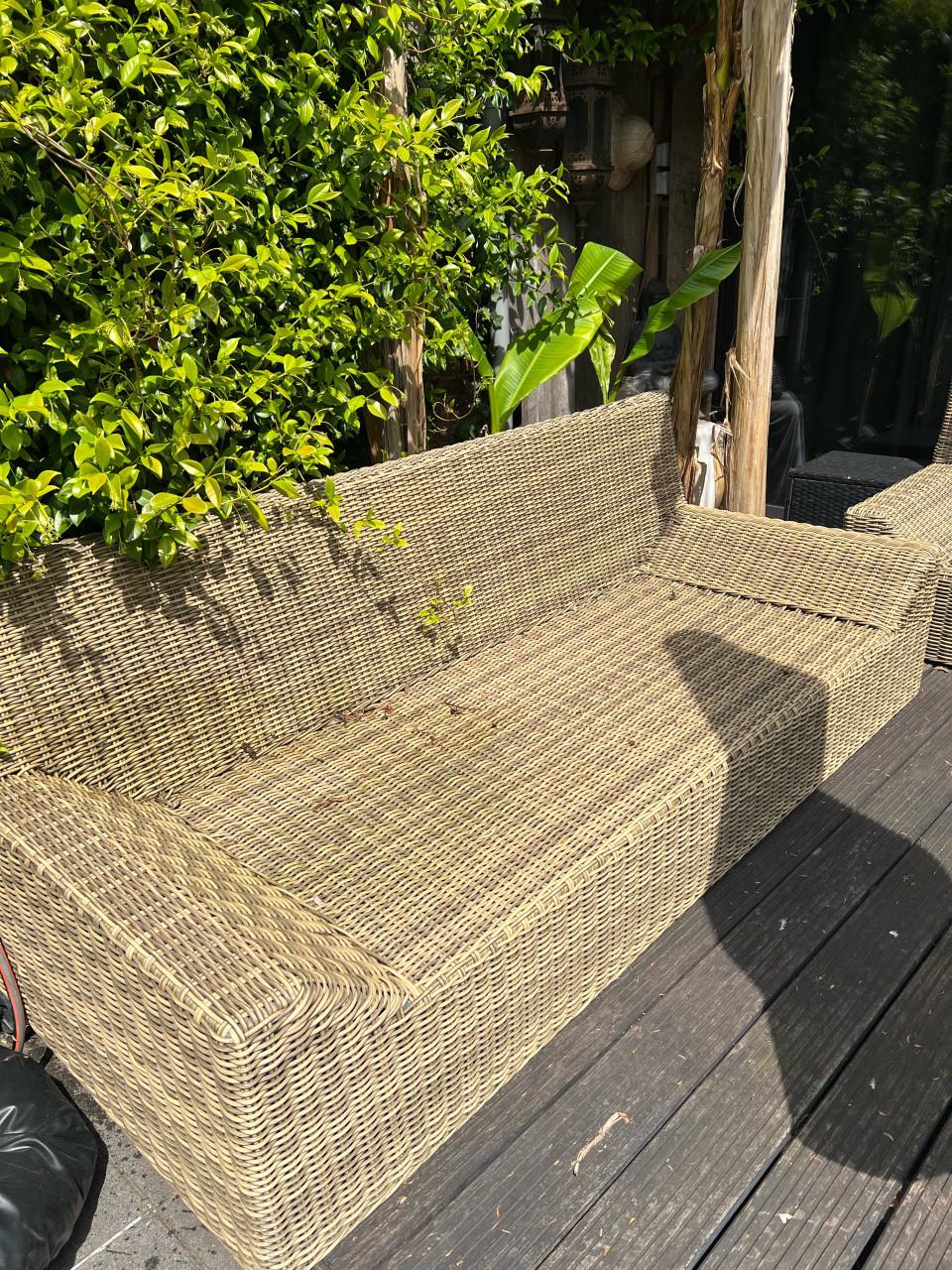 Gratis twee x  3 zits tuinbank