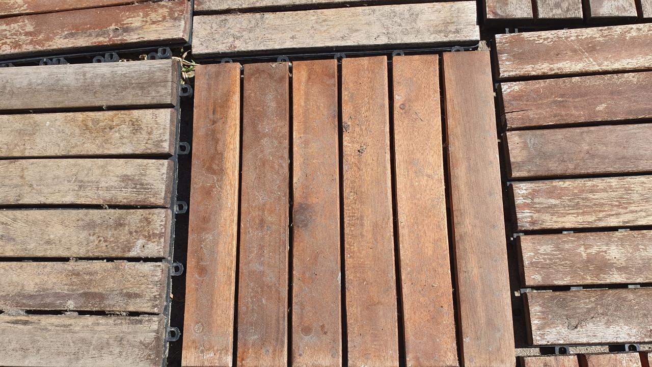 Acacia terras tegels 104 stuks € 290