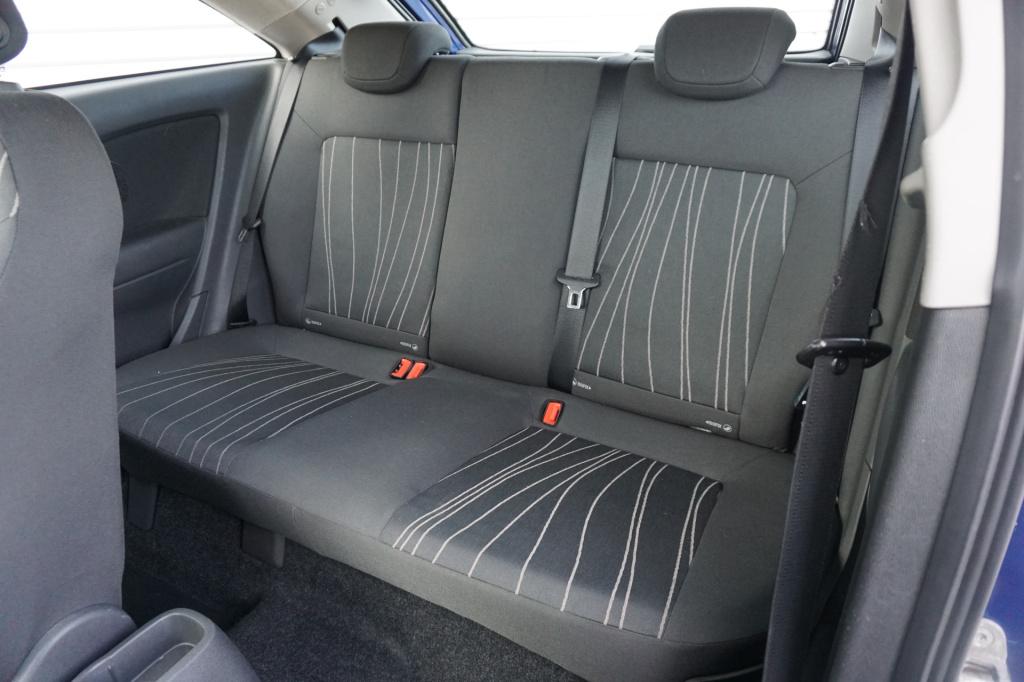 Opel Corsa 1.4-16v cosmo airco / elektr. ramen / lm velgen / nap