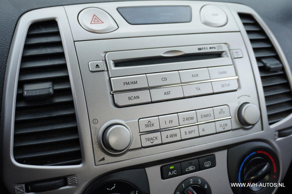 Hyundai I 20 1.2i dynamicversion