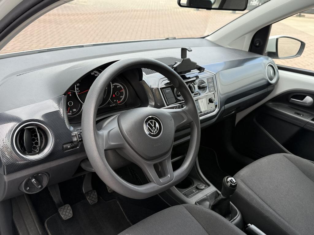 Volkswagen UP! 1.0 65pk 5drs. cruise | apps | camera