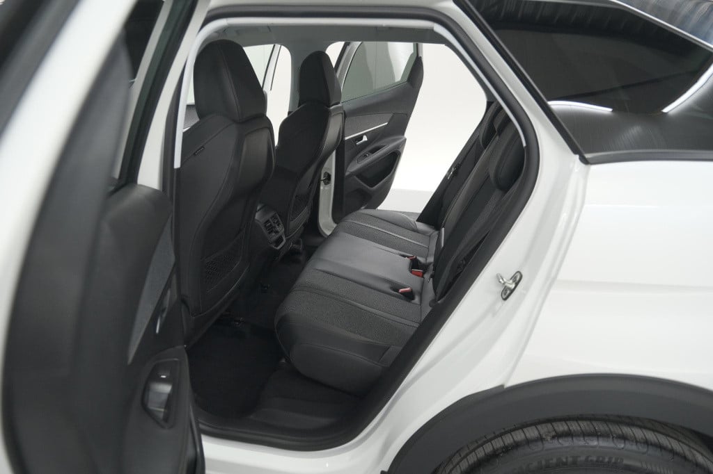 Peugeot 3008 puretech 130 allure | camera | dodehoekdetectie | elektronisch