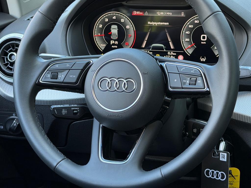 Audi Q2 35 tfsi 150pk s-tronic s-line | camera | carplay | adap. cruise | r